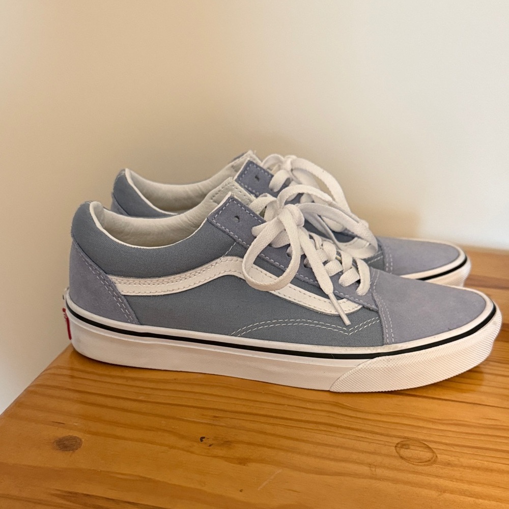 Vans Classic Blue and White Skate Shoes - Picture 3 of 6